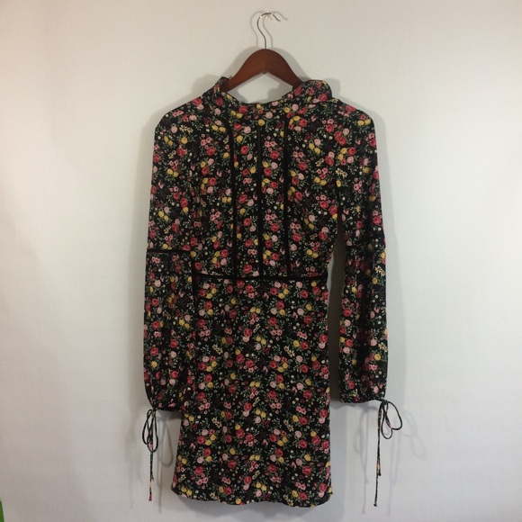 H&M Divided Floral Dress Size 2 - Picture 2 of 4